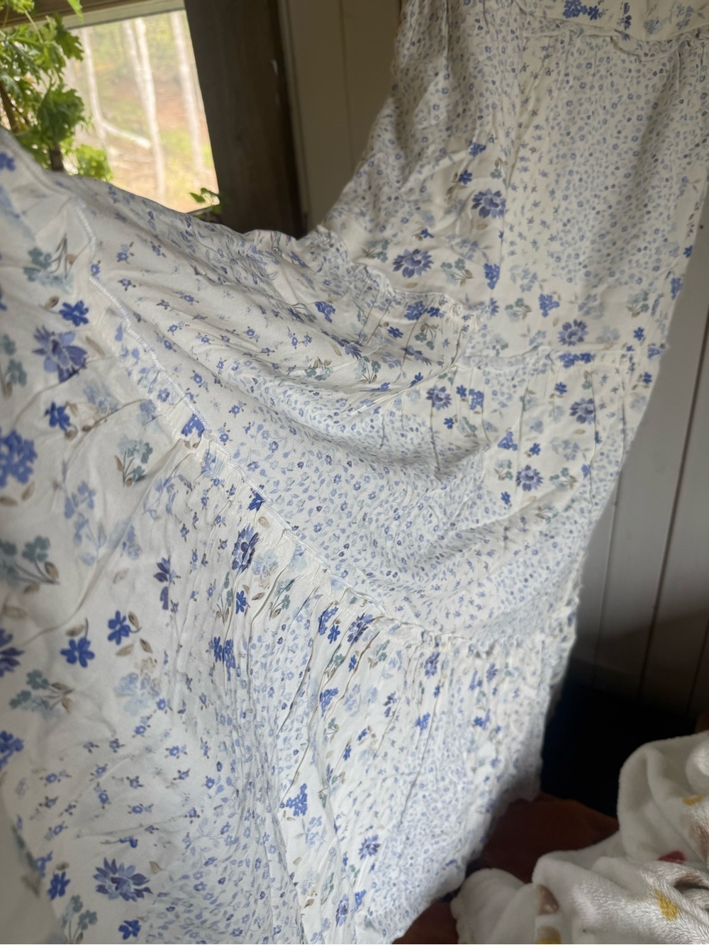 White and Blue Floral Maxi Dress by - Picture 3 of 5